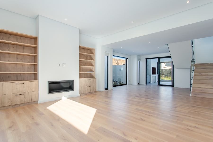 To Let 4 Bedroom Property for Rent in Pearl Valley at Val de Vie Western Cape